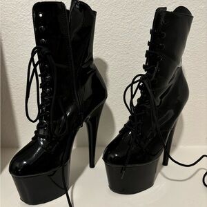 Size 9, like new, pleaser heels